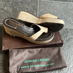 Donald Pliner platform sandals